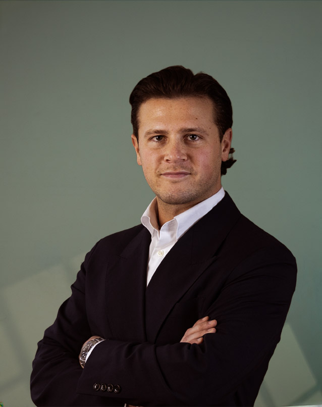 Stephen Menkes, Associate at Essenta